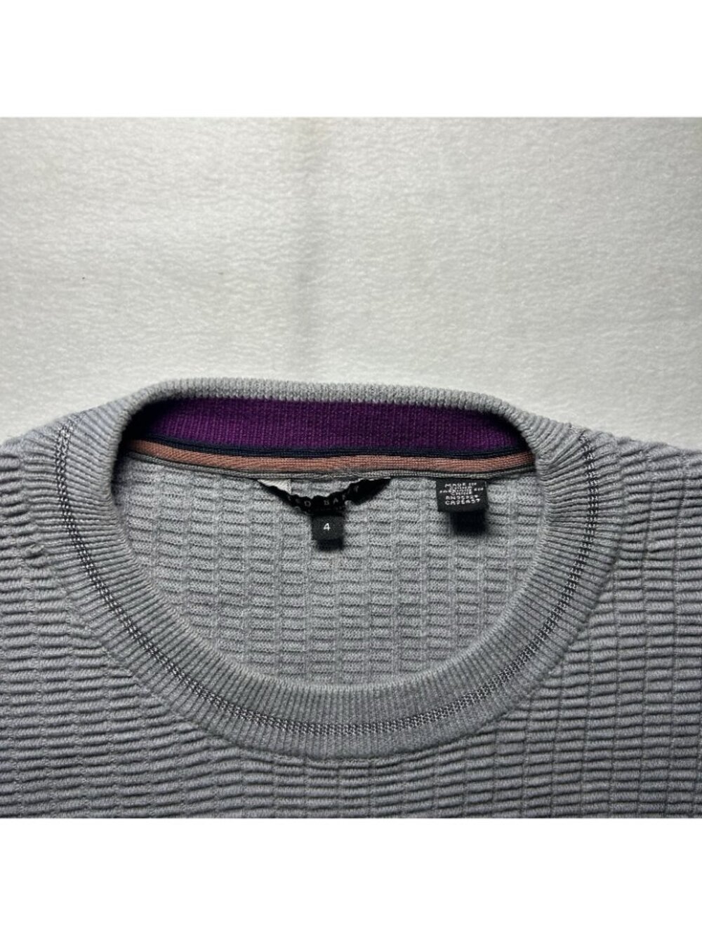 Ted Baker London Waffle Stitch Crew Neck Sweater Gray Size 4 - Picture 3 of 7